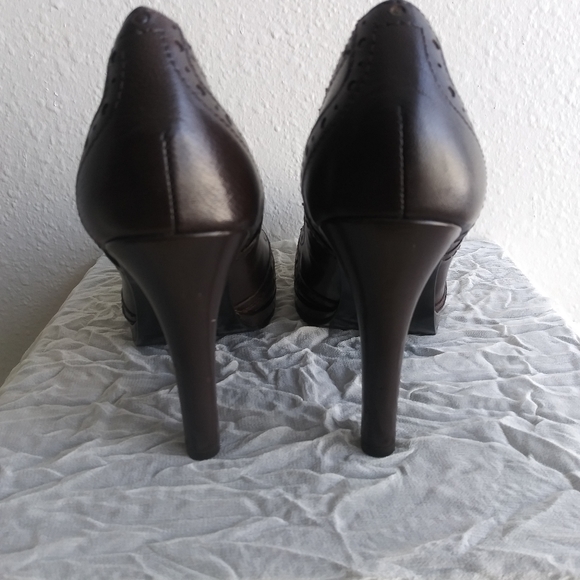 MARIPE' Spectator Platform Pump - Picture 3 of 4